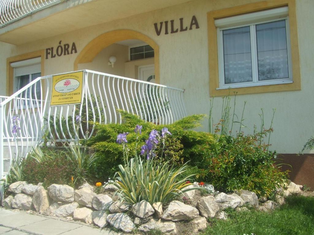 Flora Villa Hévíz Exterior foto